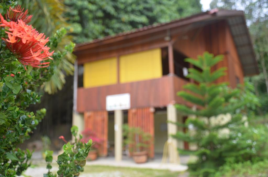 Country House Pulai Holiday Village Гуа-Мусанг Экстерьер фото